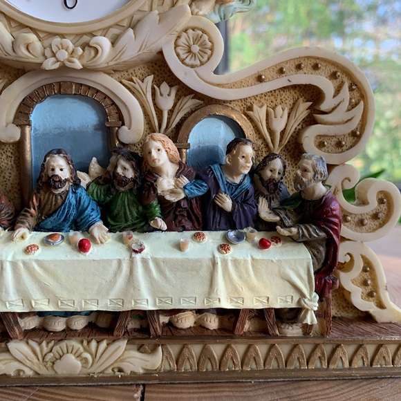 Last Supper resin clock - Picture 4 of 6